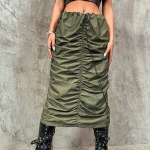 **NEVER WORN** Khaki green ruched maxi skirt with adjustable waist drawstring